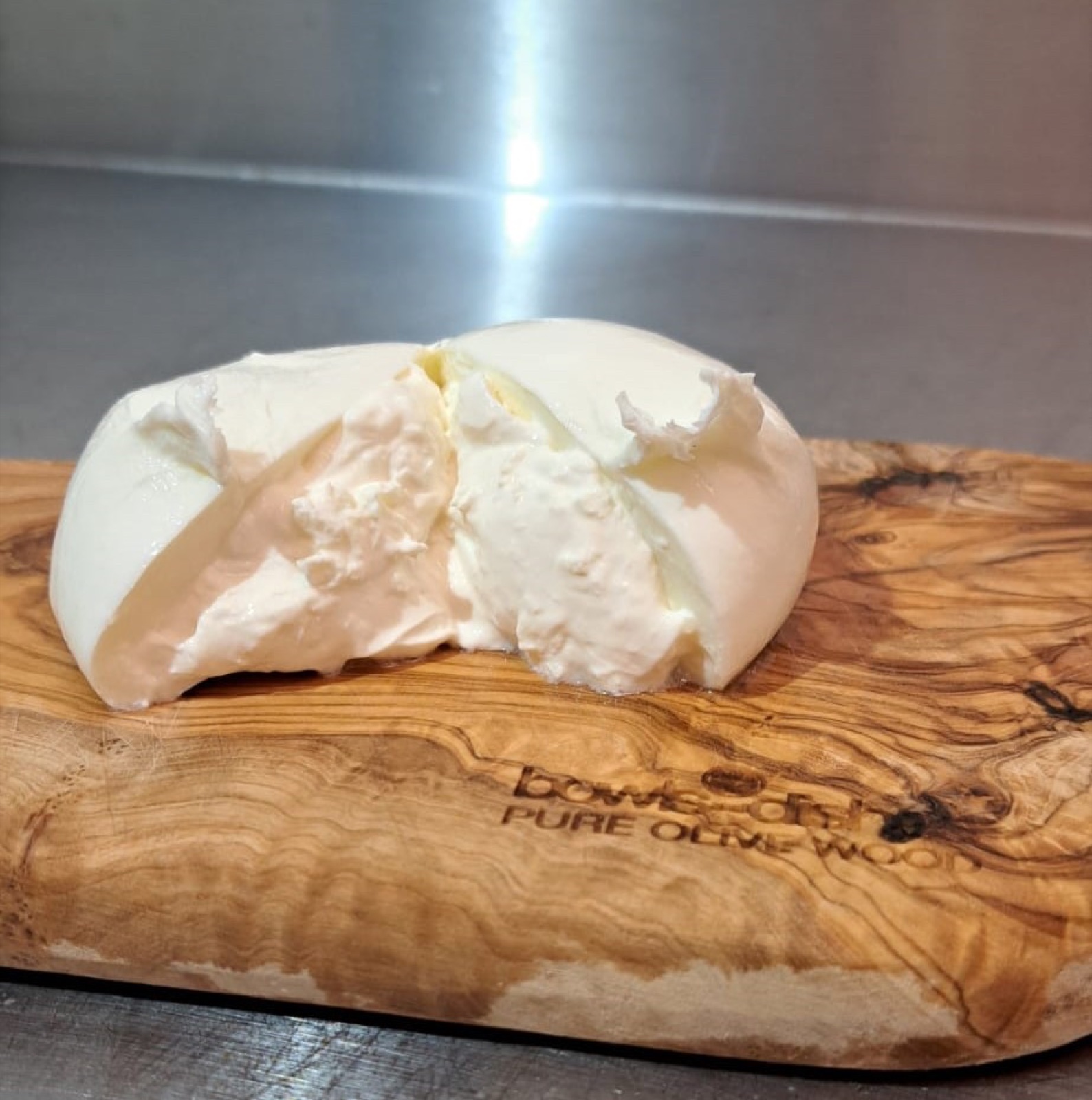 Buffel-burrata 125g emmer 10st.