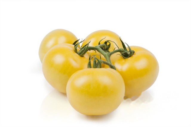Tomaten geel aan de tros